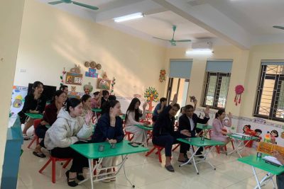 Họp cha mẹ trẻ năm học 2025-2026